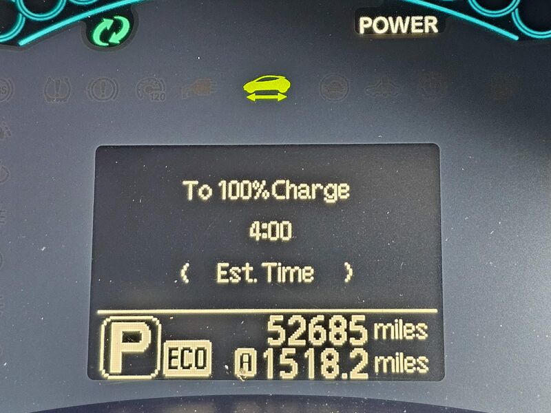 NISSAN LEAF