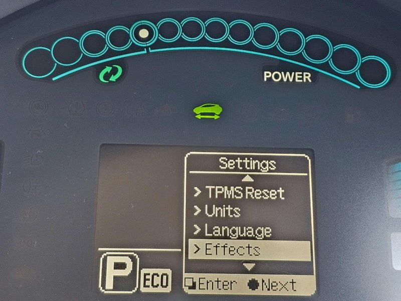 NISSAN LEAF